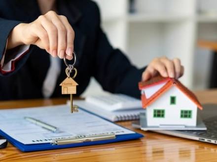 TX real estate lawyer